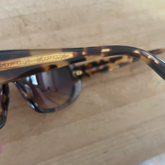 Oliver Peoples Ballerina tortoise sunglasses like new - Picture 4 of 5